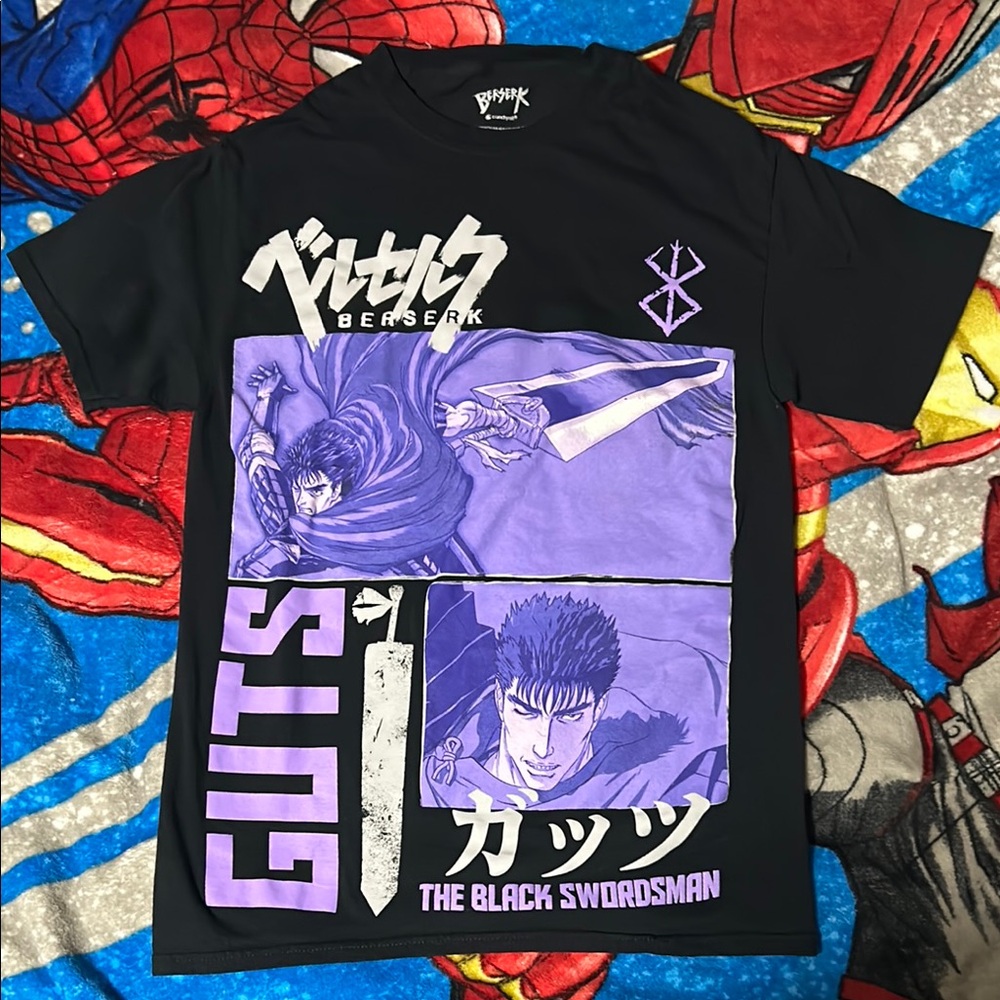 HOT TOPIC BERSERK Guys The Black Swordsman Graphic Tee Shirt